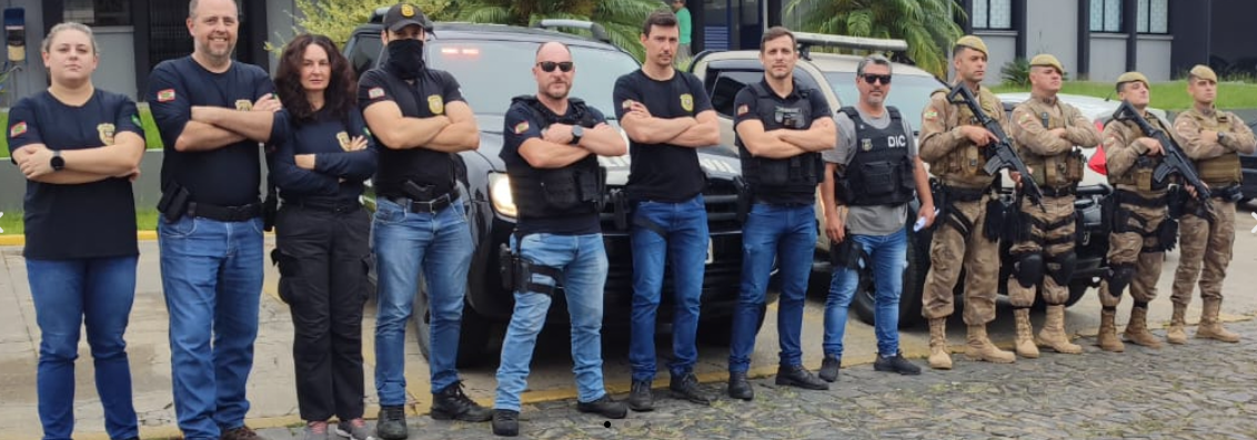 Equipe que atuou na Operação - Divulgação PCSC